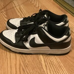 Nike panda dunks